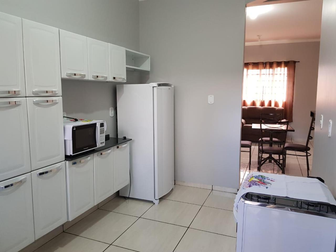 Del Rey Guest Flat Appartement Dourados Buitenkant foto